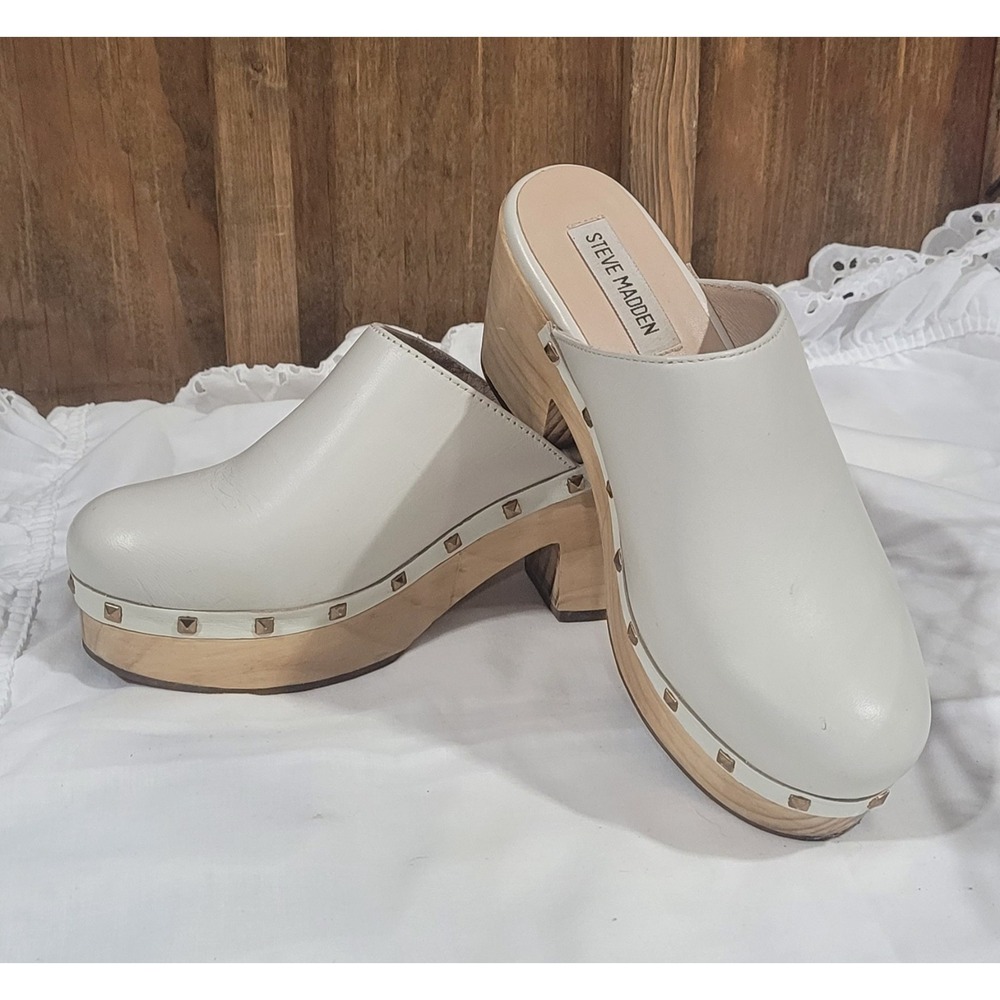 Steve Madden Brooklyn Cream  Studded Wooden Clogs sz 6.5